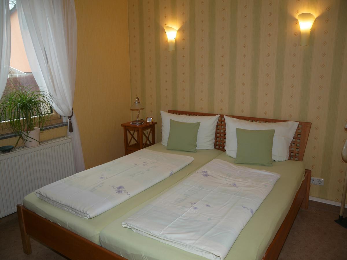 Ferienwohnung Haus "Anna" Bad Blankenburg Ngoại thất bức ảnh